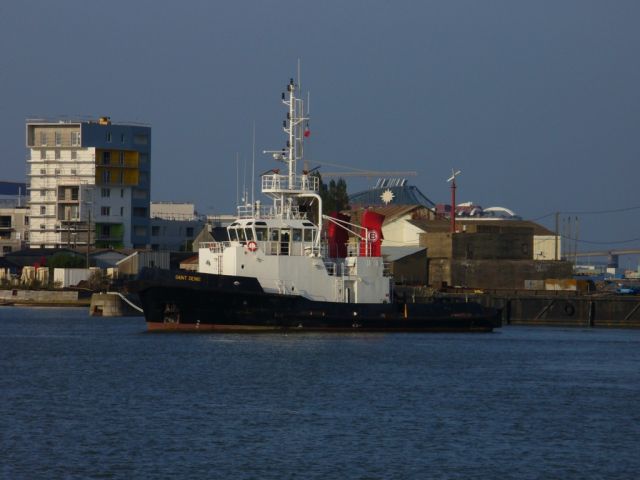 Saint Denis - port de saint nazaire - 18 septembre 2008.JPG